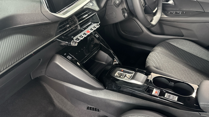 Peugeot 2008 115kW Allure 54kWh 5dr Auto Electric Estate - Image 13